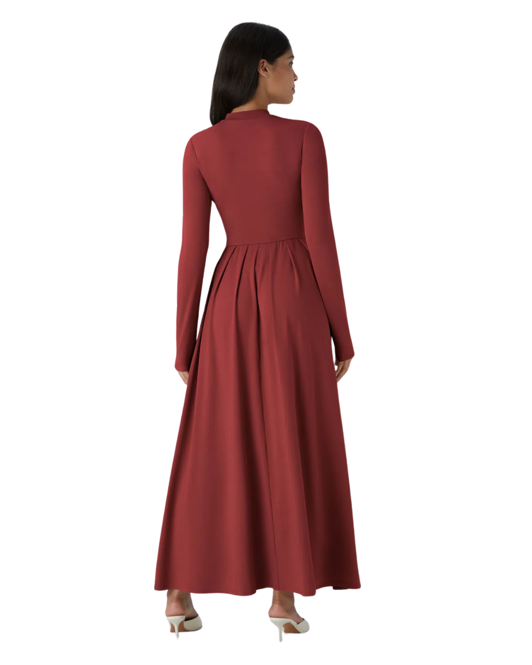Vestido maxi plissado e elegante com decote alto e alças para mulher 