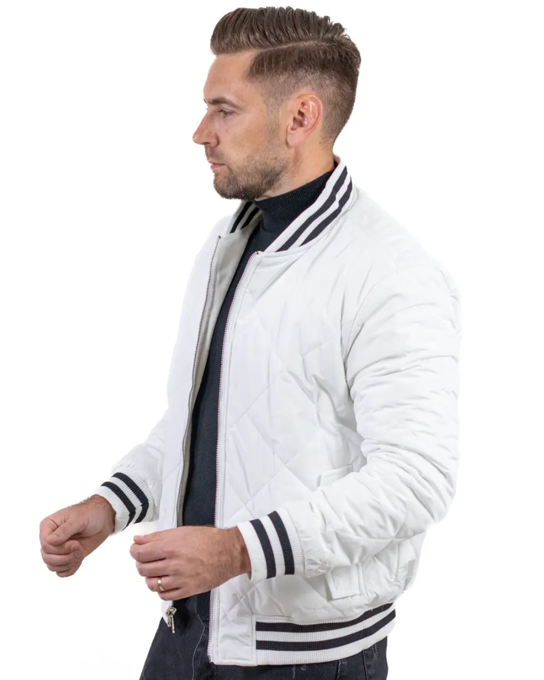 Casaco para homem com design acolchoado moderno