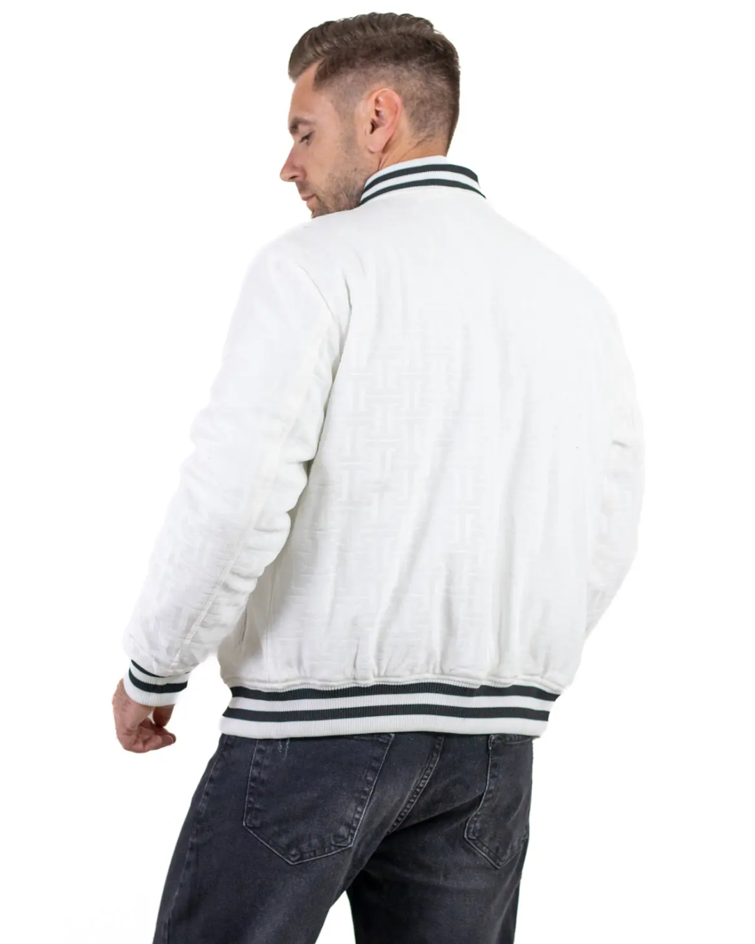 Casaco para homem com design acolchoado moderno