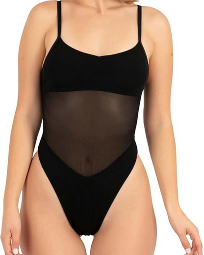 Casa de banho feita de uma única peça com transparência 