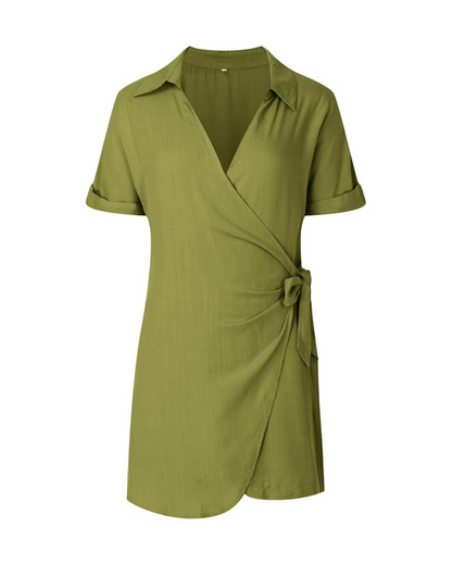 Macacão curto casual para mulher com decote em V em cor lisa