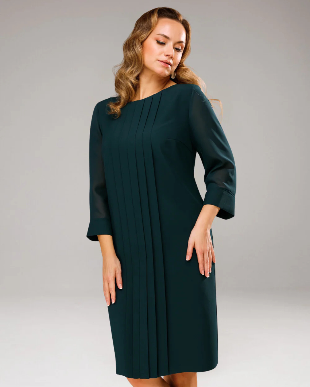 Vestido Challenge com pregas e manga 3/4 