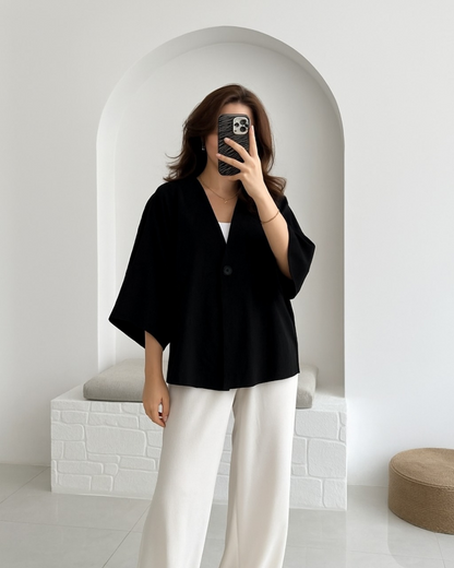 Cardigan com fecho de botões e design casual