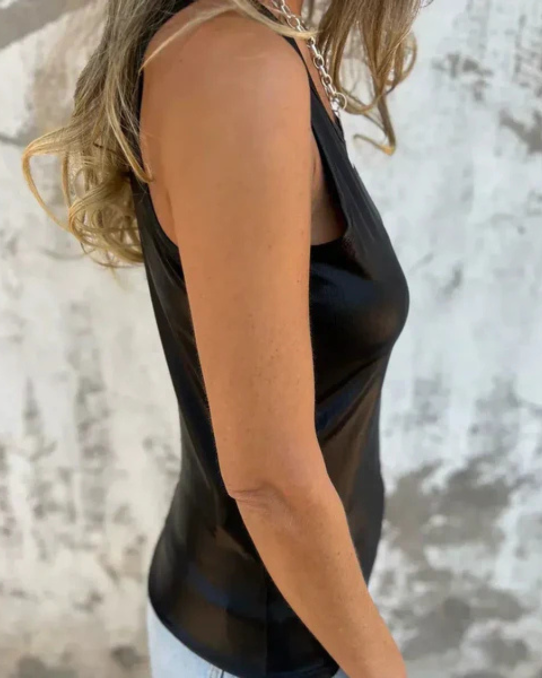 Camisola sem mangas metálica brilhante para mulher 